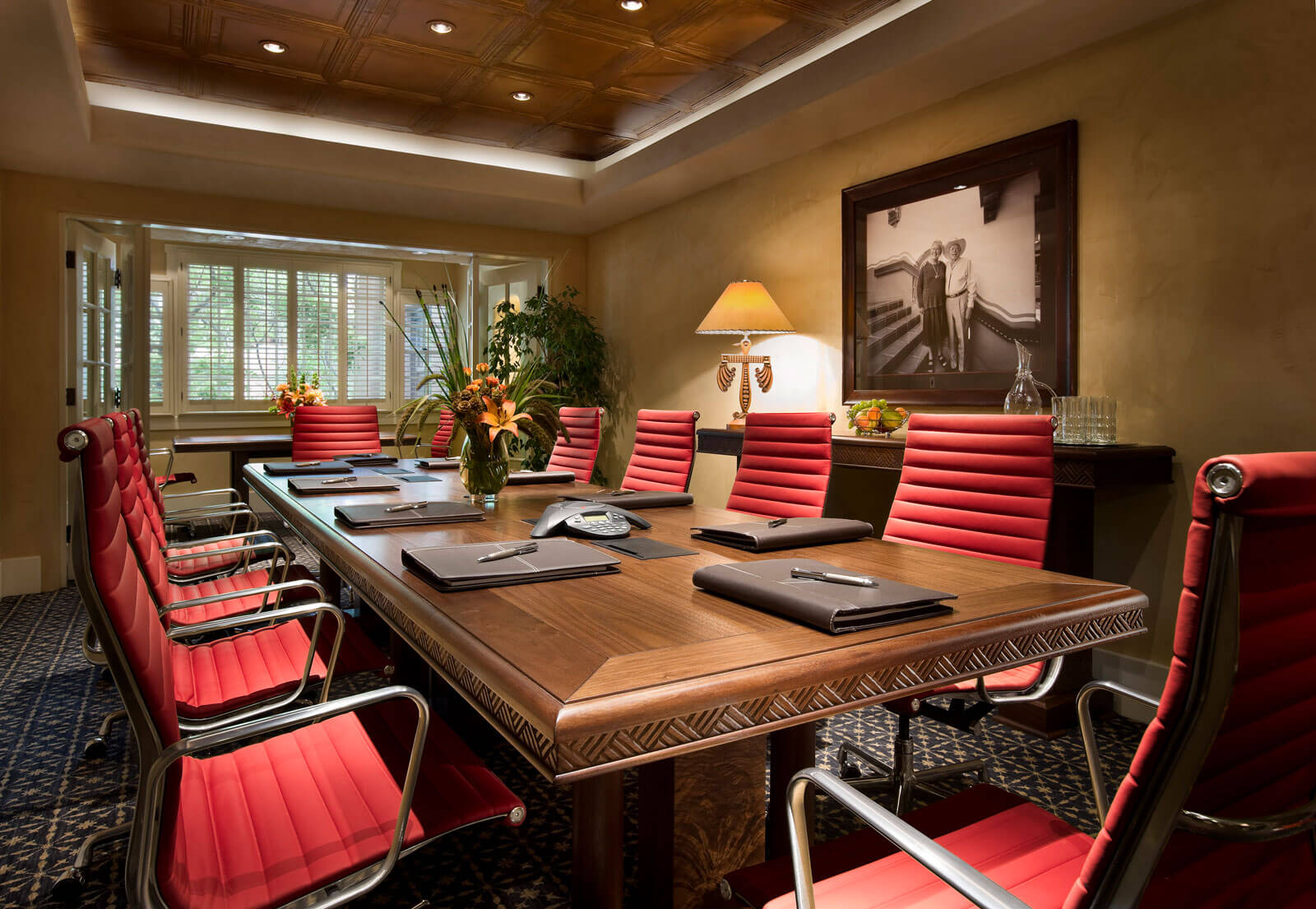 la fonda mtg rm.jpg